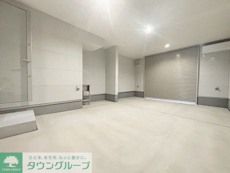 ガレージハウス久喜青毛の物件内観写真