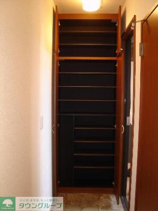 リビングタウン三橋西Ｂの物件内観写真