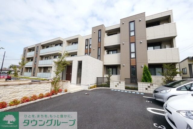 シャルマンの物件外観写真