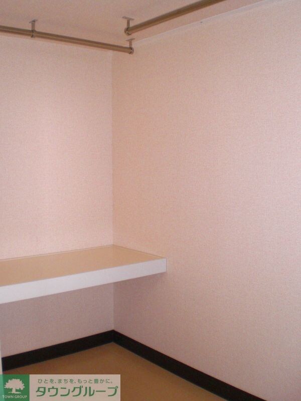 レオネクスト泉の物件内観写真