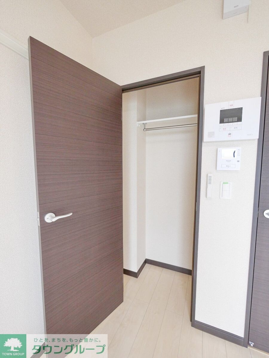 ヴィアロ伊興レジデンスＡの物件内観写真