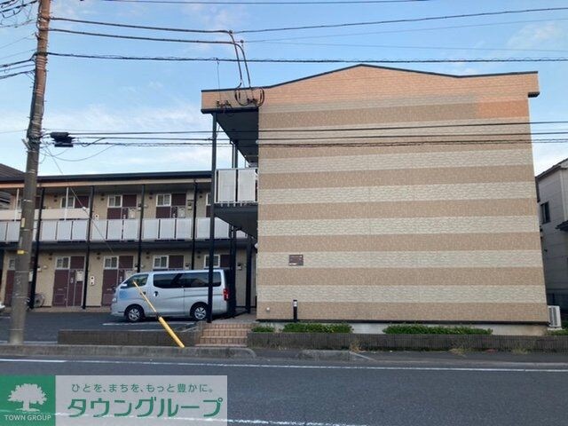 レオパレスＰｒｉｍｒｏｓｅの物件外観写真