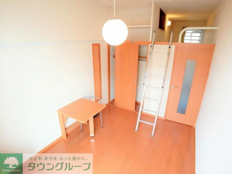 レオパレスＰｒｉｍｒｏｓｅの物件内観写真