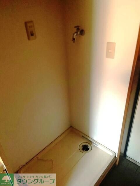 ベルドゥムール草加金明の物件内観写真