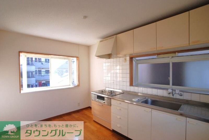 柳島町貸家の物件内観写真