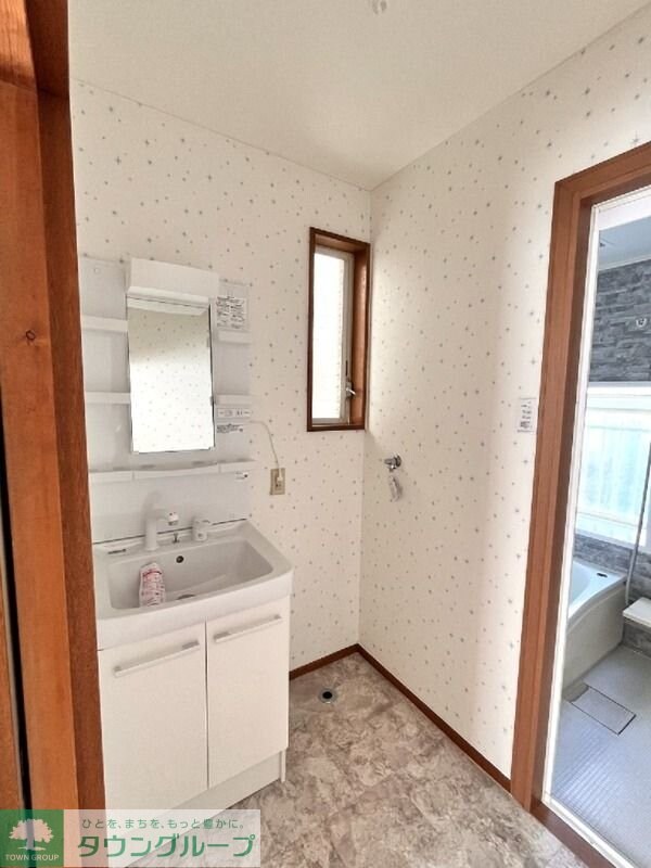 柳島町貸家の物件内観写真