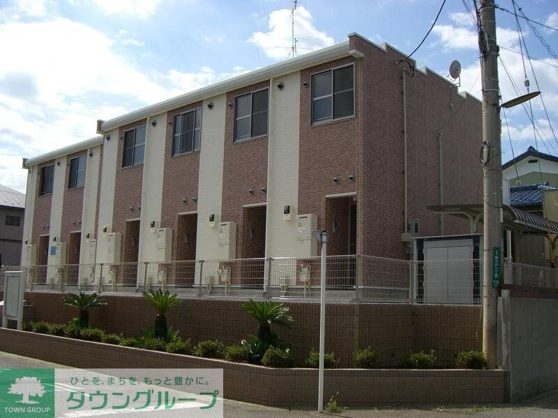 レオネクストフルールの物件外観写真