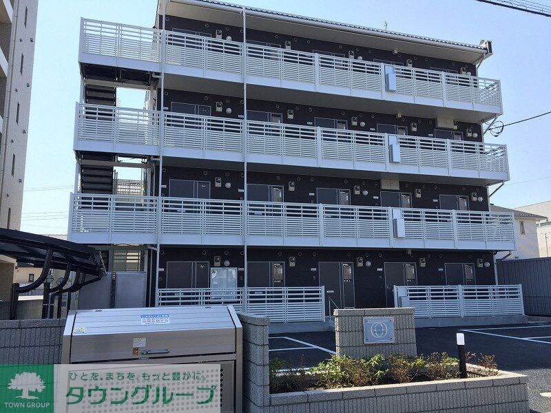 レオネクストヴィラージュの物件外観写真