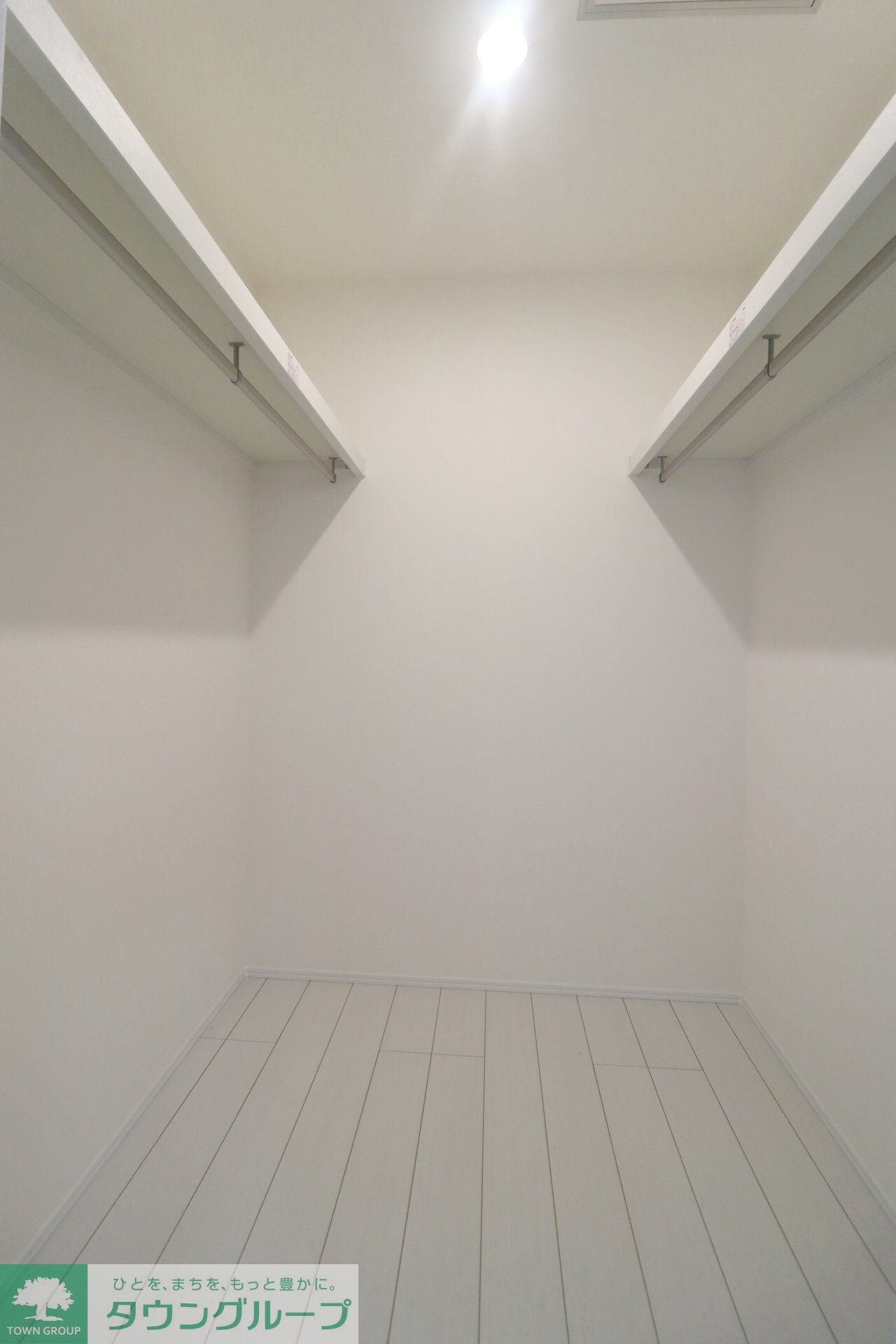 セブンタウンの物件内観写真