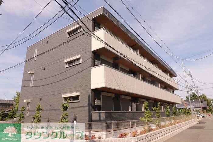 アンアヴニールの物件外観写真