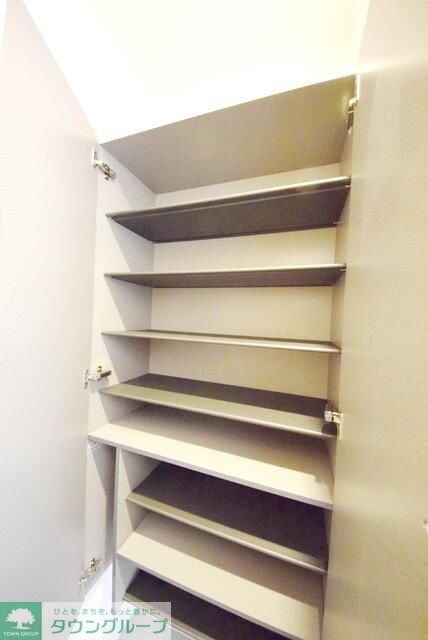 シャイン・カワナベの物件内観写真