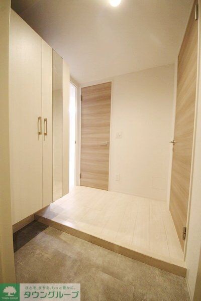 ロイジェントさいたま新都心の物件内観写真