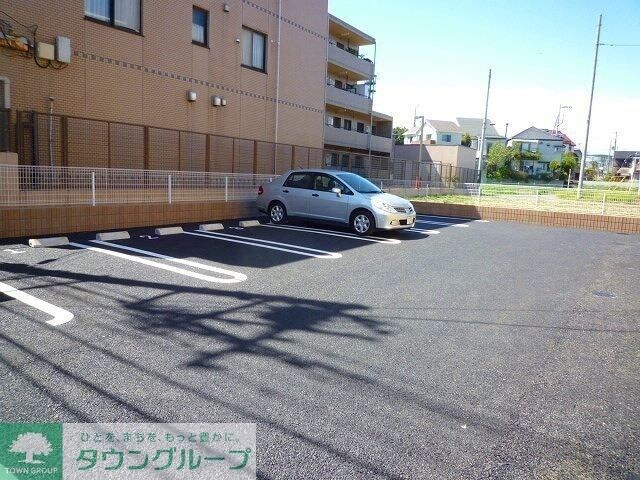 カーサ　デ　ファミリオVの物件内観写真