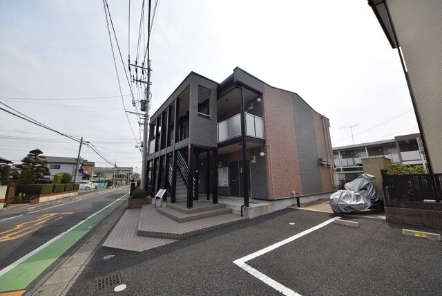 レオパレススカイブルー　４５０８３の物件外観写真