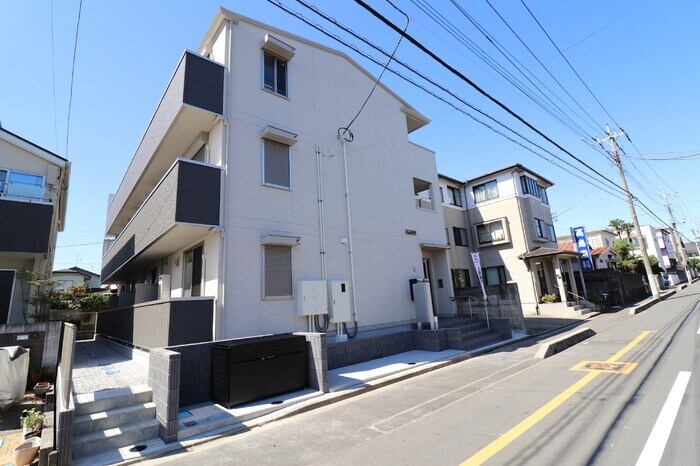 バレンティアの物件外観写真