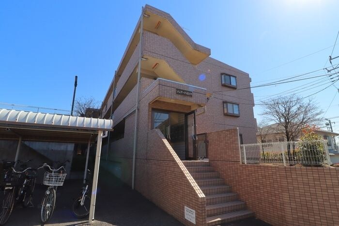 ソレアードミシマの物件外観写真