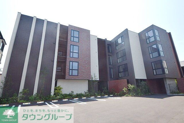 ルミチェーロの物件外観写真