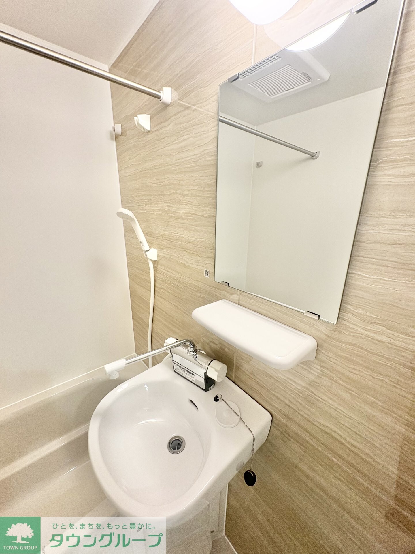 Eden  Beeの物件内観写真