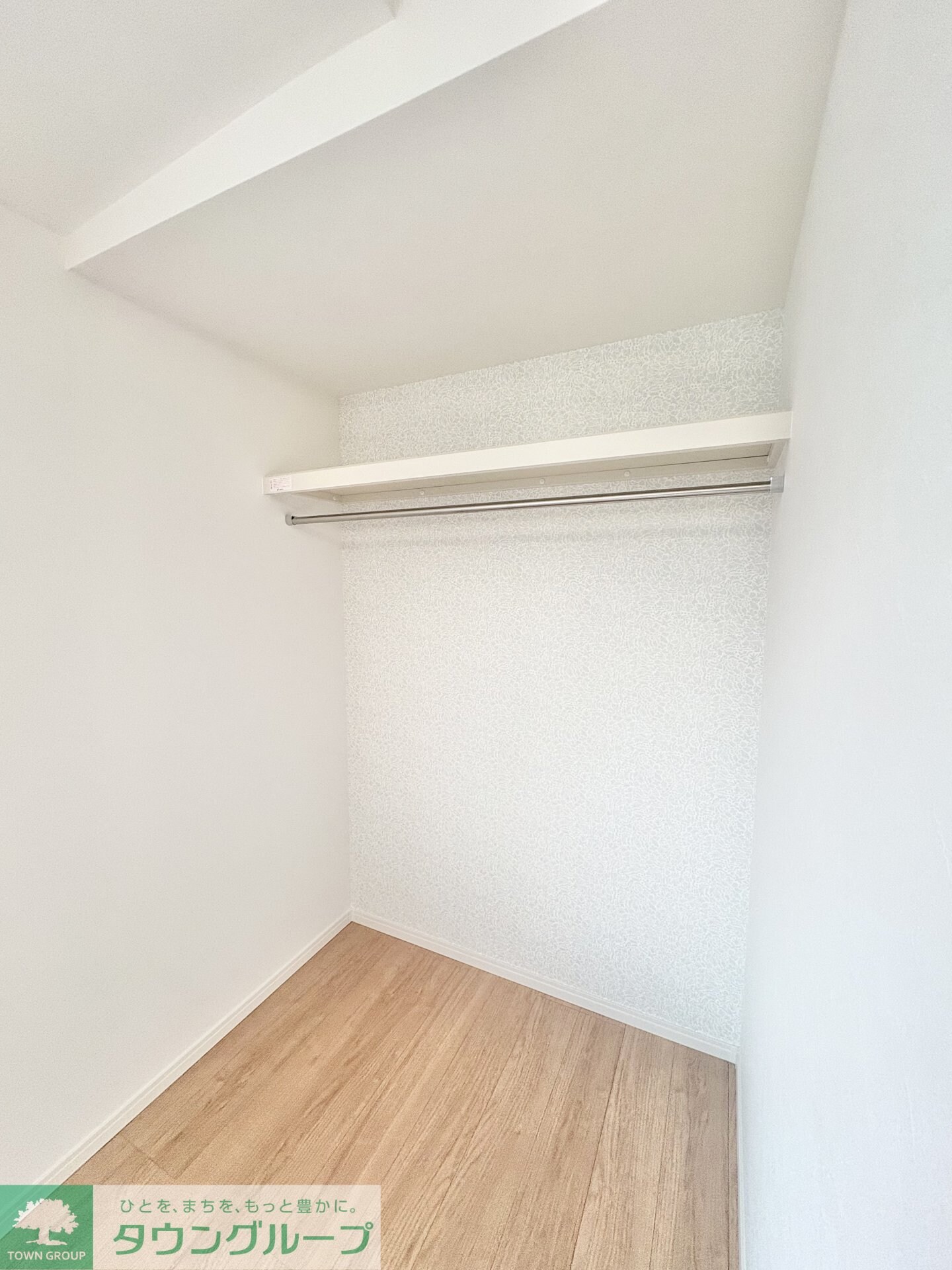 Eden  Beeの物件内観写真