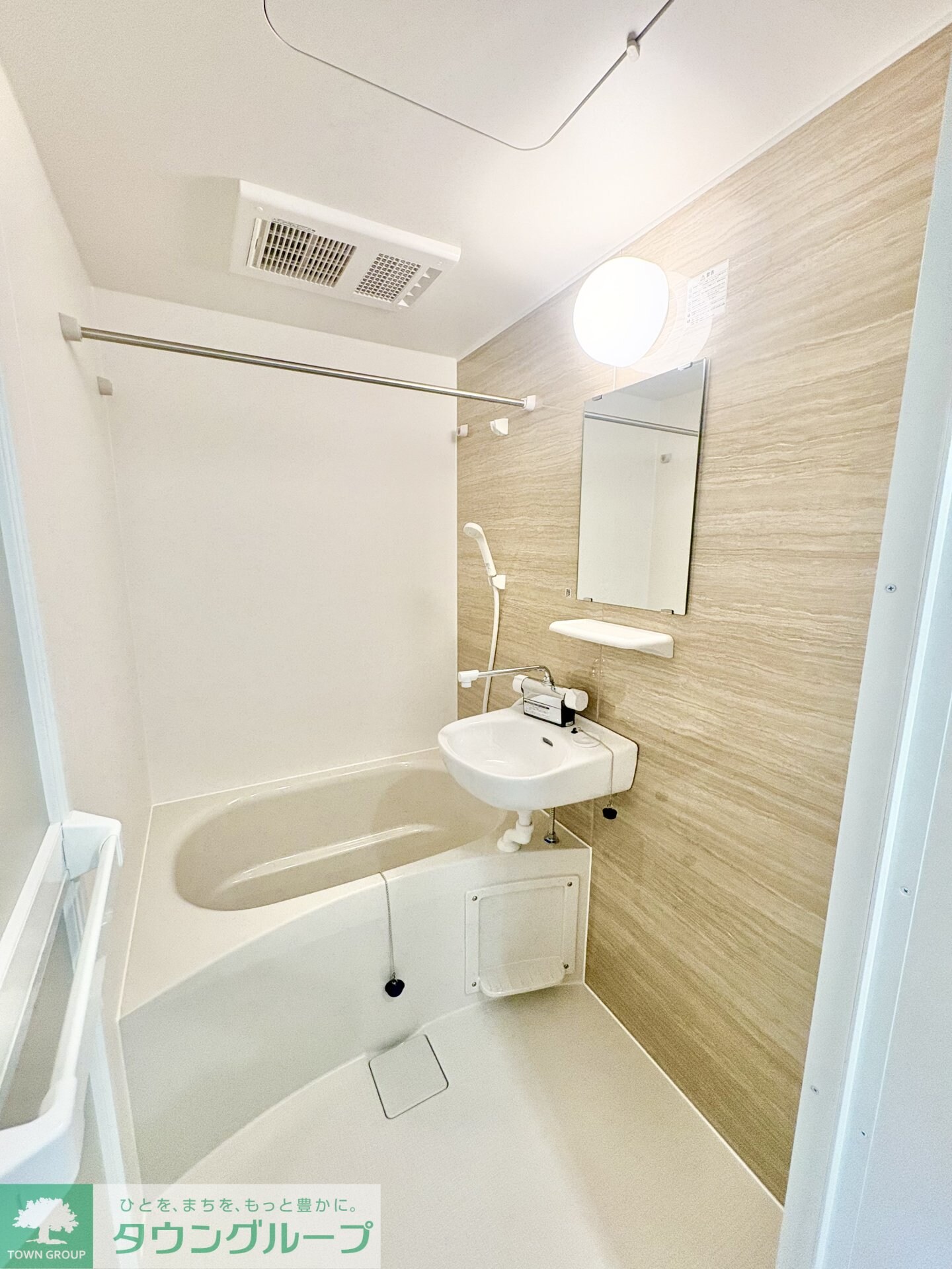 Eden  Beeの物件内観写真