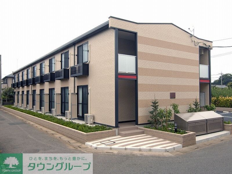 レオパレスフルールの物件外観写真