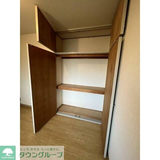 グリーンゲーブルの物件内観写真