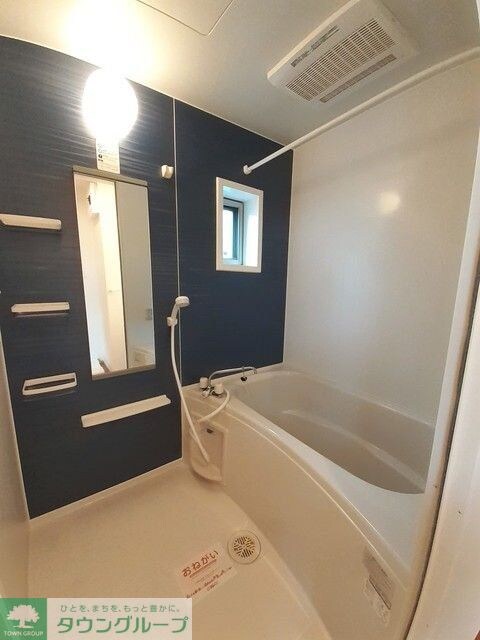 ホワイトヒルズドリ－バ－デンIIIの物件内観写真