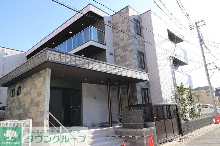 レスティングスウェル浦和の物件外観写真