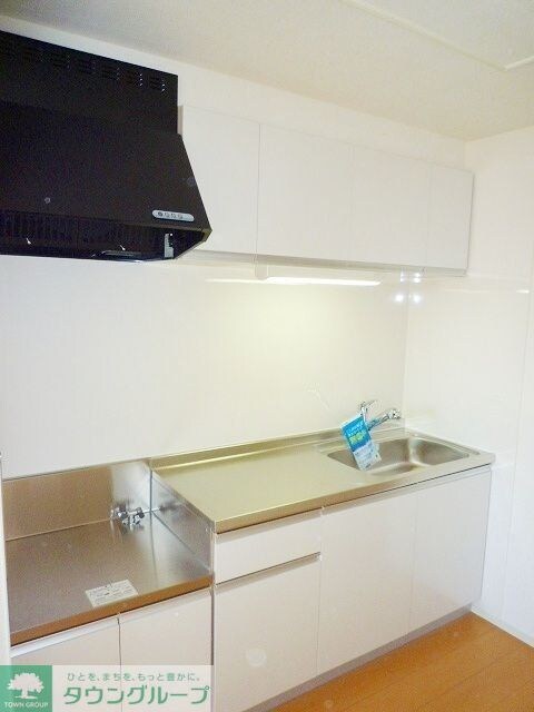 カーサ　デ　ファミリオVの物件内観写真