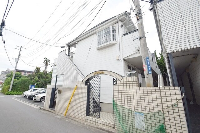 レオパレス与野本町第６の物件外観写真