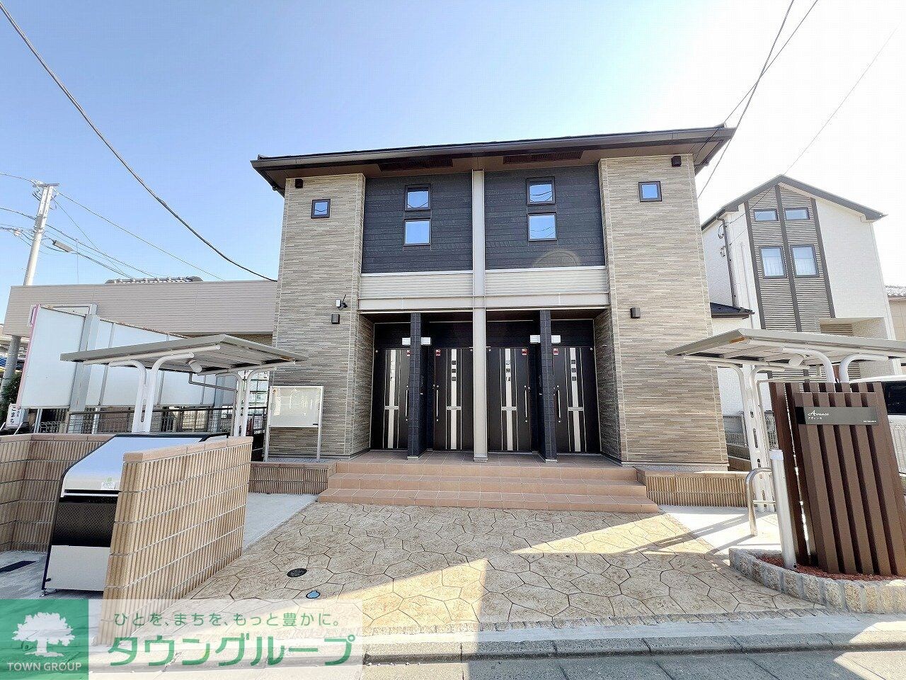 アヴァンセの物件外観写真