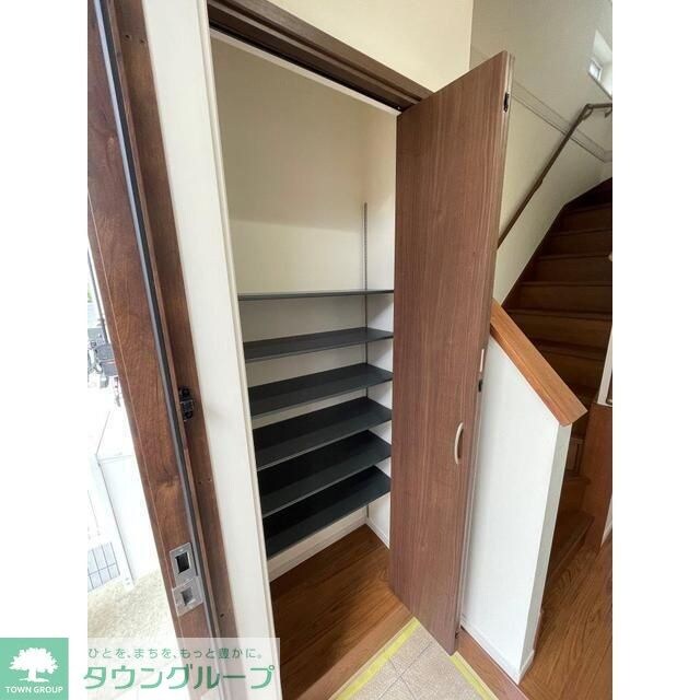 大泉町４丁目貸家の物件内観写真