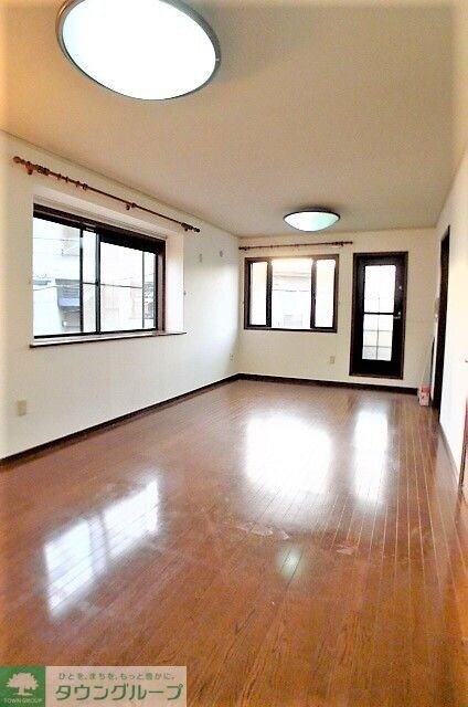 朝霞市仲町２丁目戸建の物件内観写真