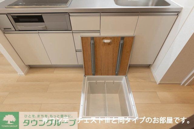 　コリーヌ・ブリズIIIの物件内観写真