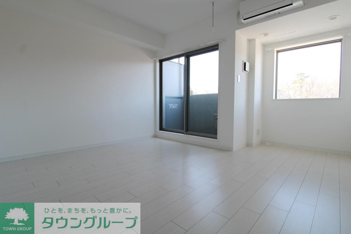 Beverly Homes 赤塚公園IIの物件内観写真