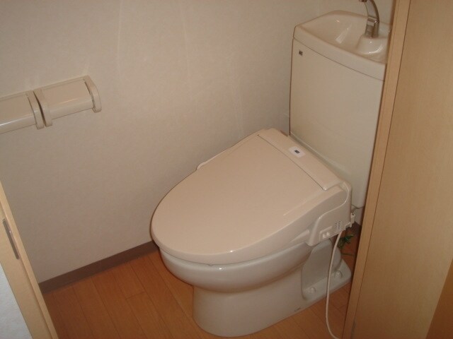 グランドイーストIIの物件内観写真