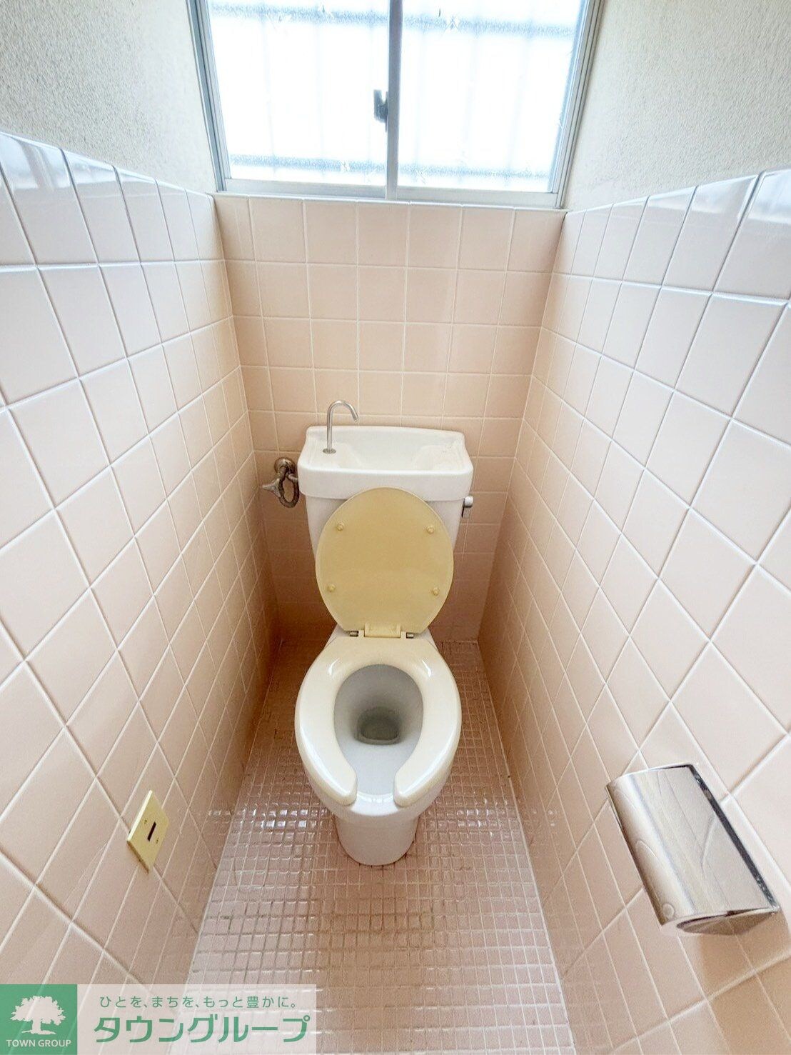 寄居町鉢形戸建の物件内観写真