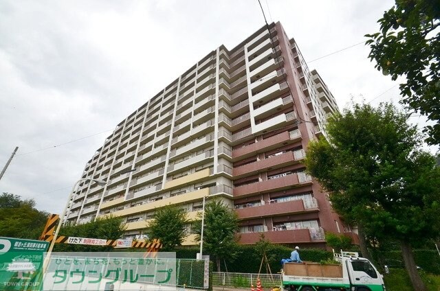 ジェネシティ・サンライトコートの物件外観写真