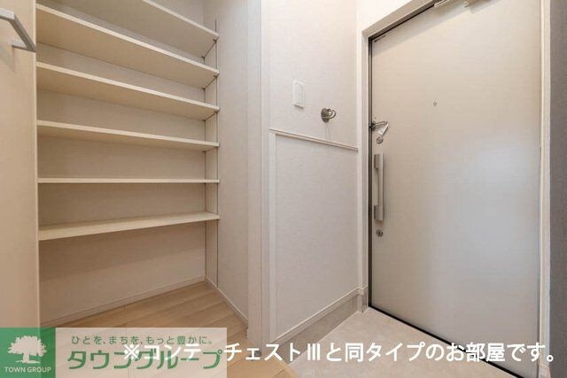 　コリーヌ・ブリズIIIの物件内観写真