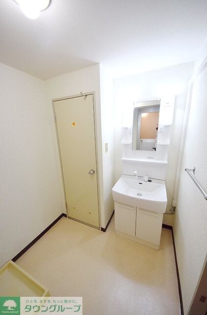 ジュノー・ムカイの物件内観写真