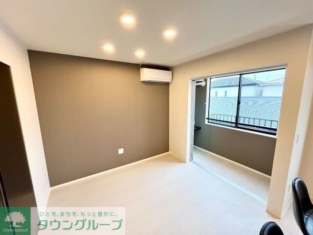 レヴメゾン神山四番館の物件内観写真