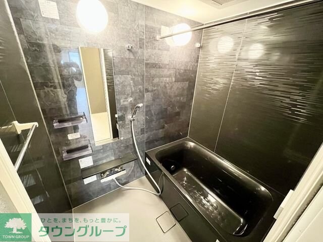 レヴメゾン神山五番館の物件内観写真