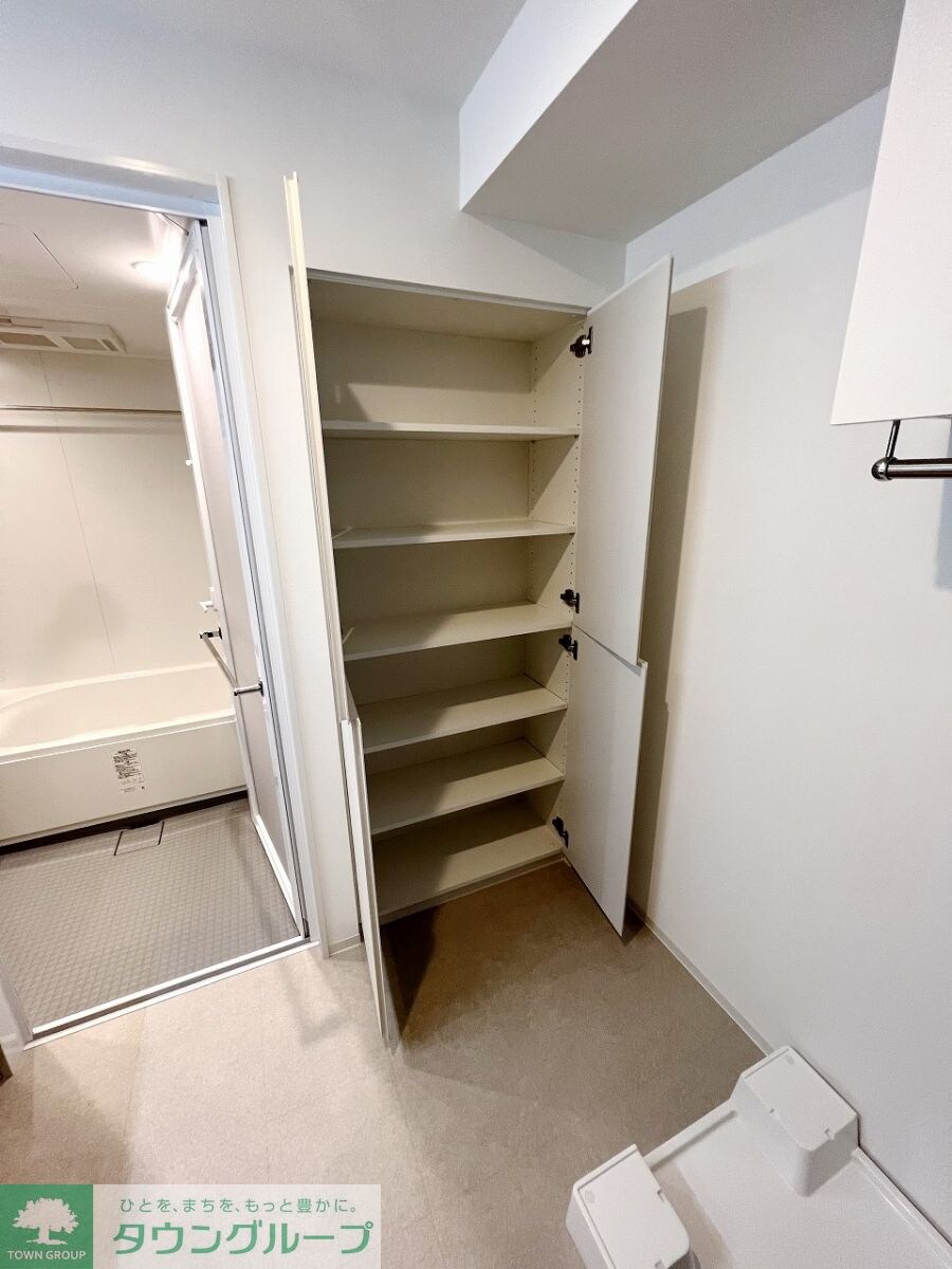 ロイジェント志村坂上の物件内観写真