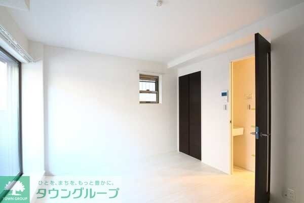 アクティ氷川台の物件内観写真