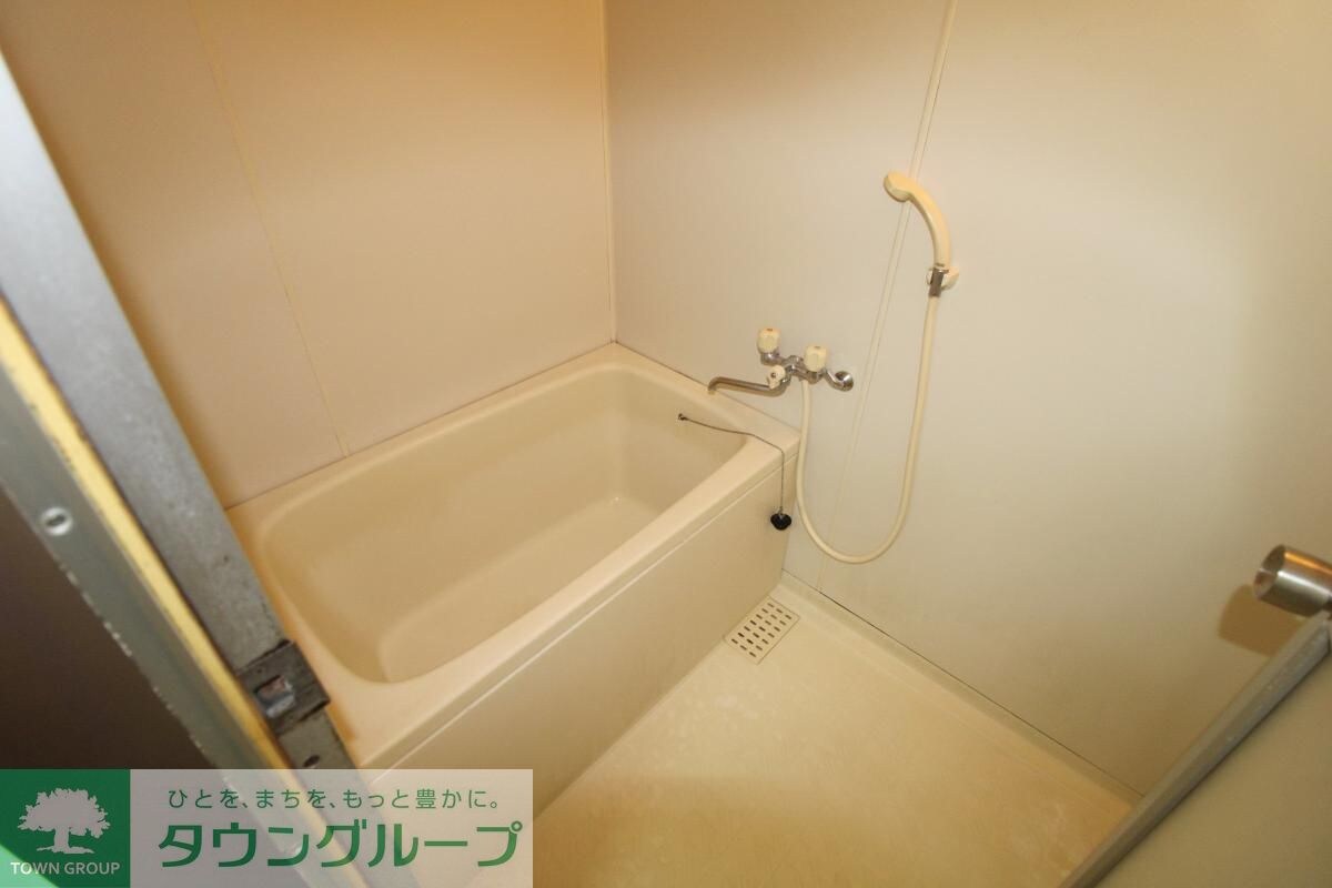 ルミエール松ヶ丘の物件内観写真