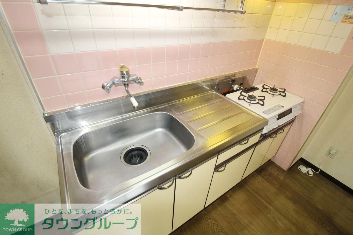 ルミエール松ヶ丘の物件内観写真