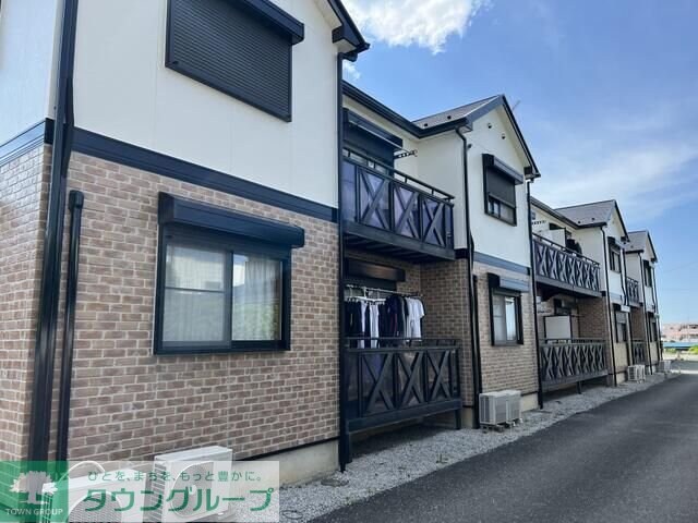 メープル２０００の物件外観写真