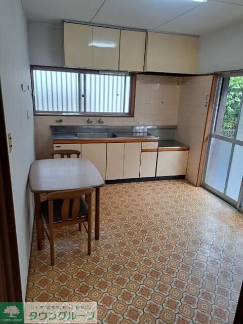 鳩が丘　貸家の物件内観写真