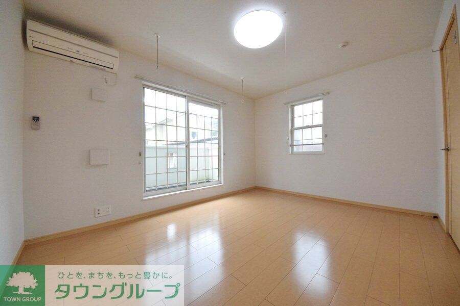 ラフレシールの物件内観写真