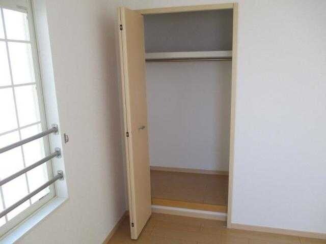 レッド・リーブスIIIの物件内観写真